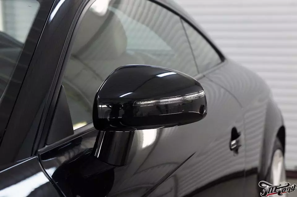 Audi TT. Восстановительная полировка кузова и защита ЛКП керамическим составом.